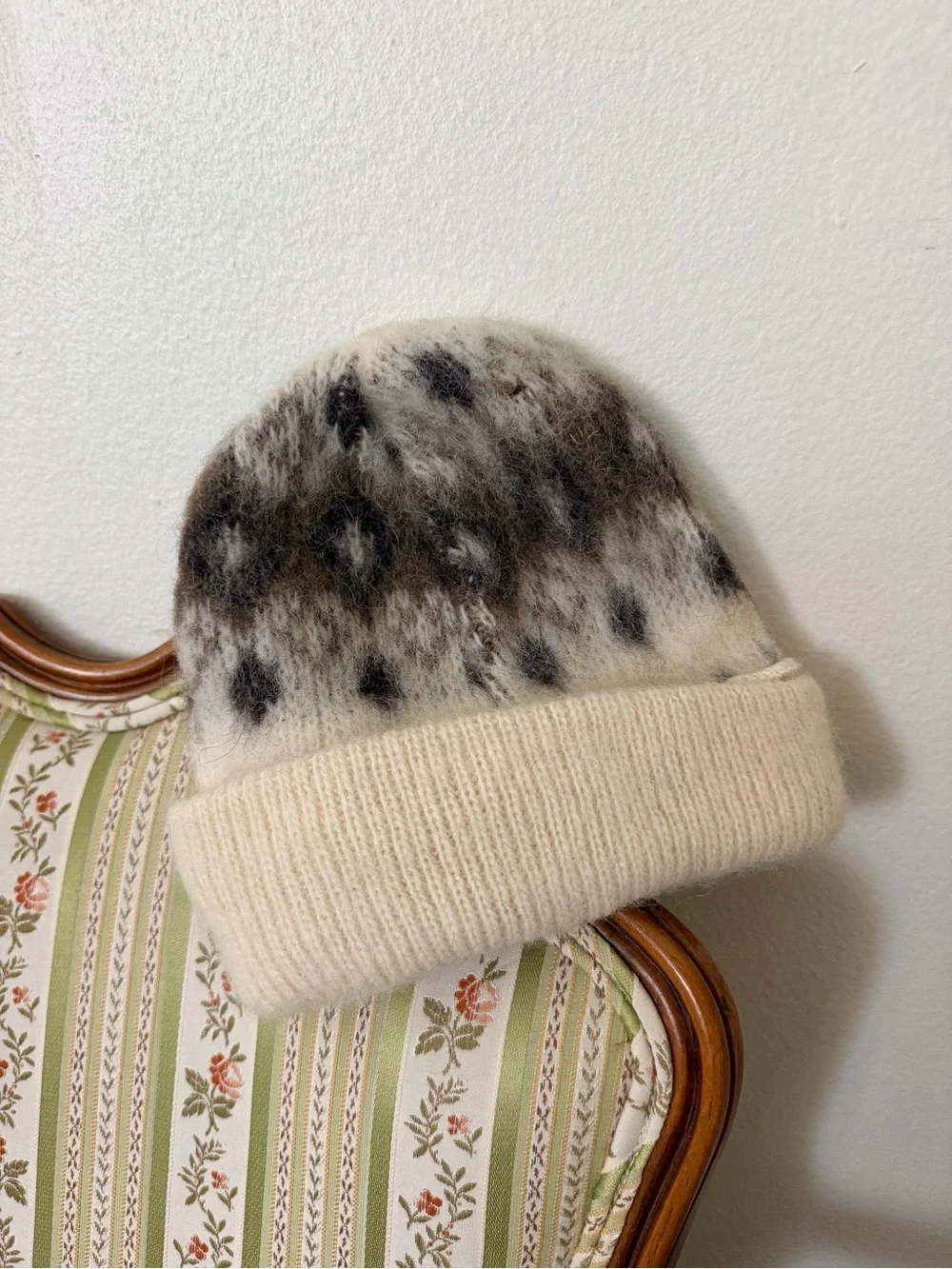 Scandinavian Wool and Mohair Hat and Mittens Set